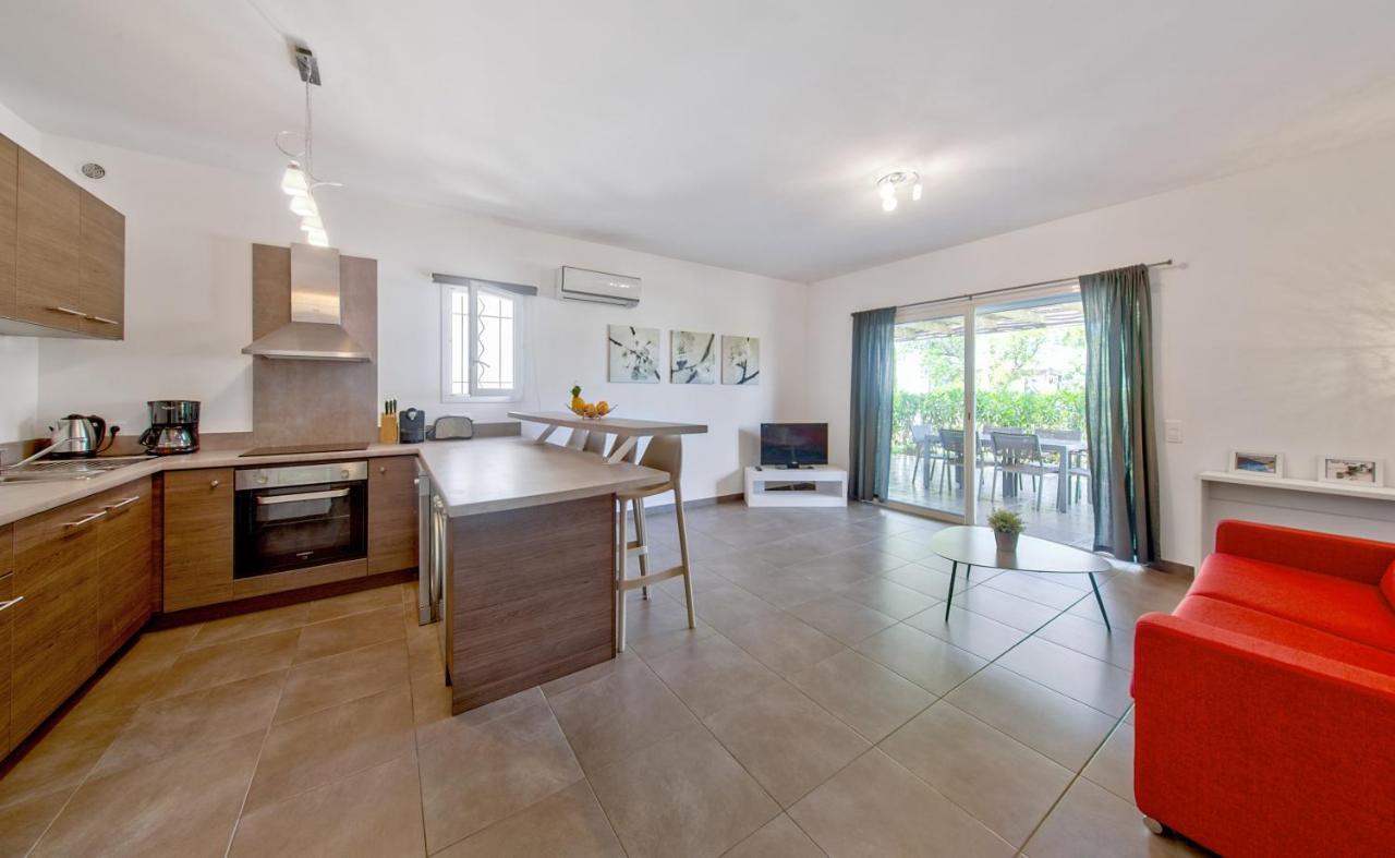 Residence Pierre & Vacances Premium Les Villas De Porto-Vecchio Exteriör bild