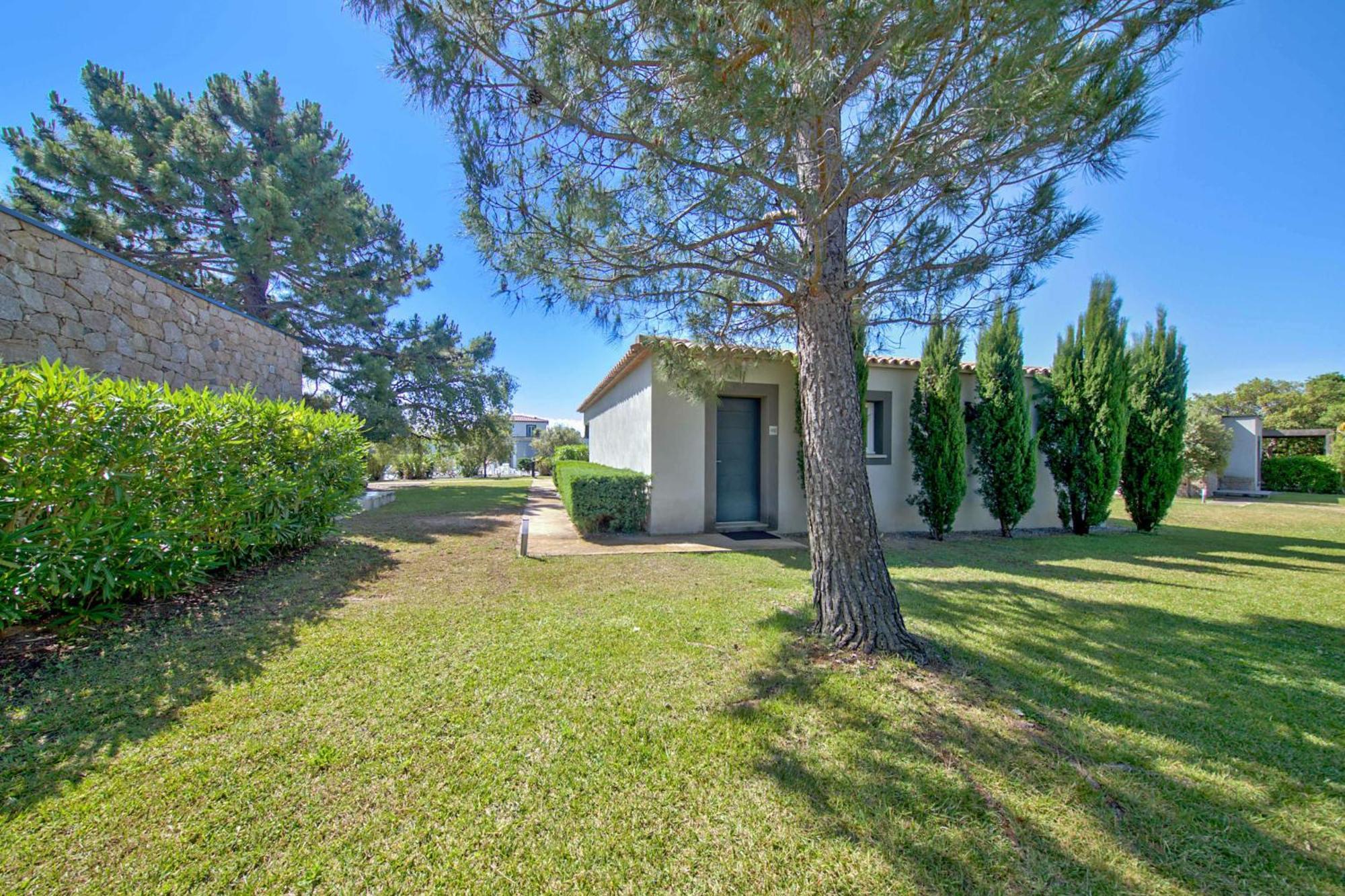 Residence Pierre & Vacances Premium Les Villas De Porto-Vecchio Exteriör bild